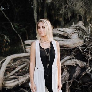 Meet your Posher, Kaila